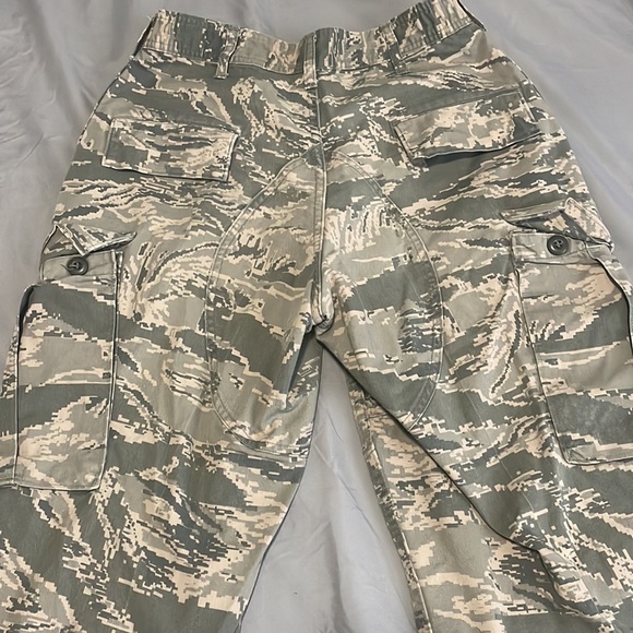 Vintage Camouflage Pants - Picture 4 of 4